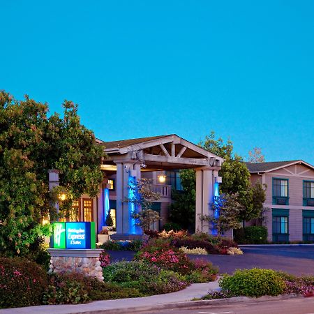 Holiday Inn Express & Suites Carpinteria By Ihg Exterior photo