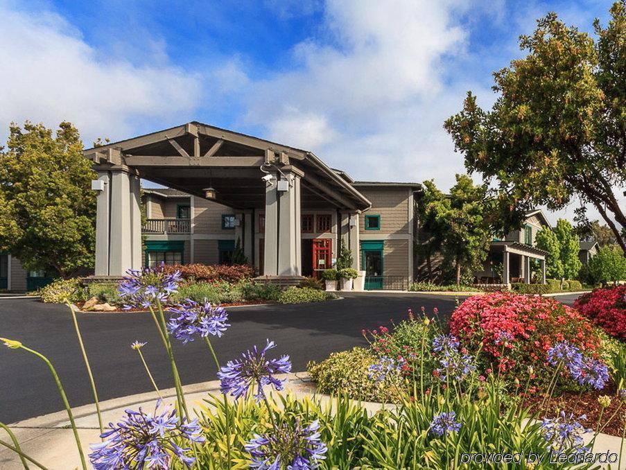 Holiday Inn Express & Suites Carpinteria By Ihg Exterior photo